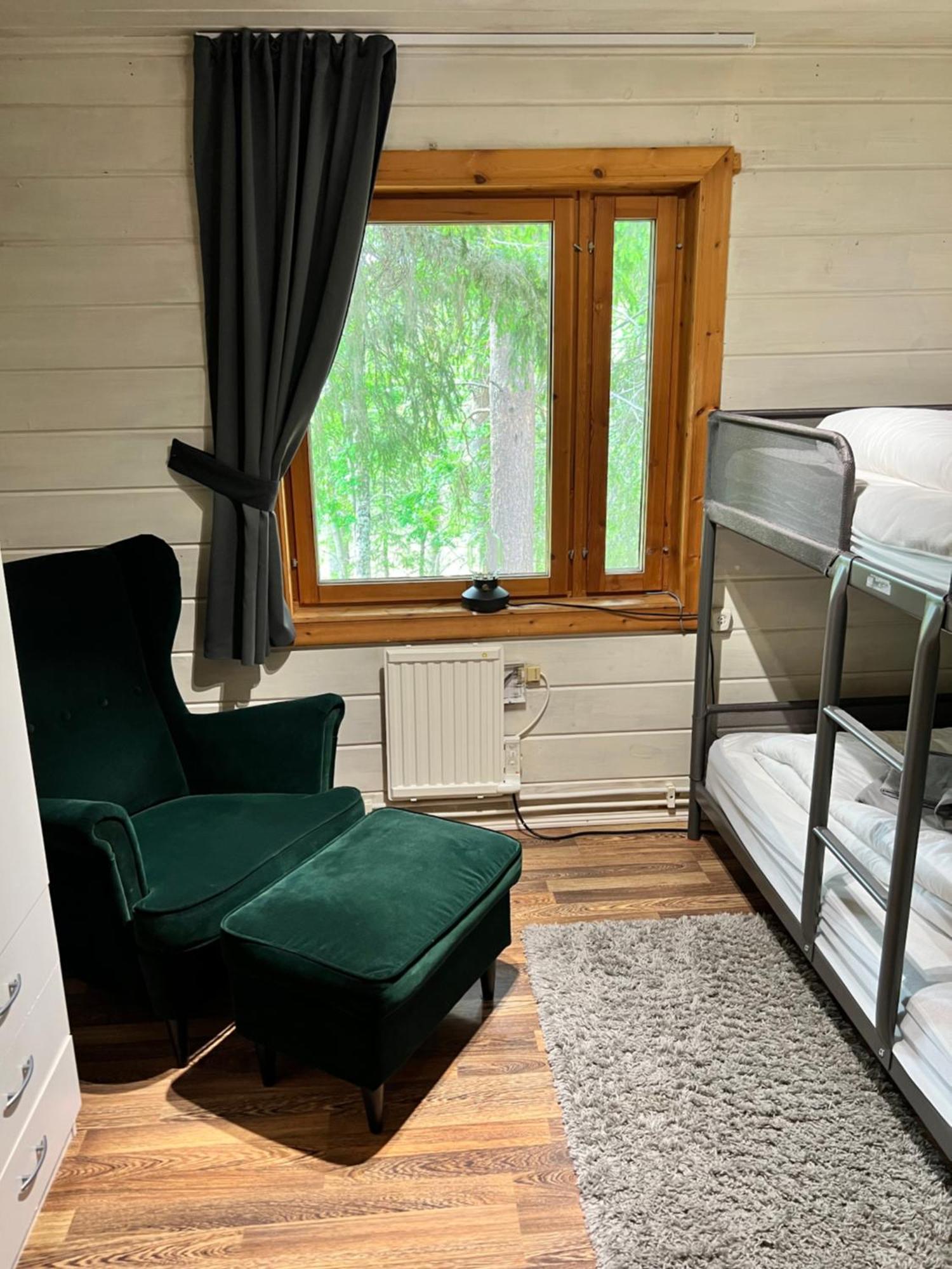 Gemuetliches Blockhaus Im Wald Villa Auktsjaur Buitenkant foto